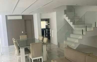 Imagem 11: Imóvel para aluguel tem 280 metros quadrados com 4 quartos