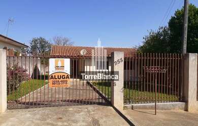 Imagem 2: Casa à Venda no Dom Bosco com Mercearia e Amplo Espaço