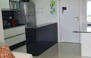 Imagem: O apartamento possui 2 Dormitórios, 1 Banheiro, 1 Vaga na garagem