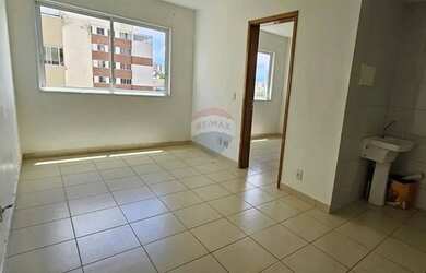 Imagem: O apartamento possui 1 Dormitório, 1 Banheiro, 33m² de Área