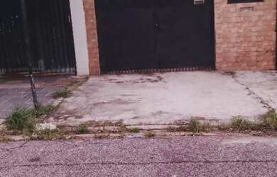 Imagem: A casa possui 1 Dormitório, 1 Banheiro e 50m² de Área e está