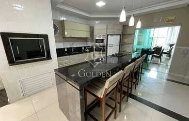 Imagem 5: Quadra Mar em Meia Praia, 3 Quartos, Mobiliado, 2 Vagas Individuais, Lazer...