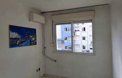 Imagem: O apartamento possui 1 Dormitório, 1 Banheiro, 38m² de Área