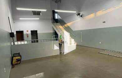 Imagem: O depósito possui 175m² de Área e está localizado em Jardim