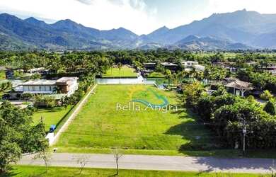 Imagem: O terreno possui 5.680m² de Área e está localizado em Mangaratiba