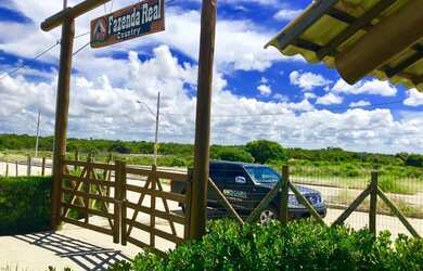 Imagem: O terreno possui 450m² de Área e está localizado em Aracaju