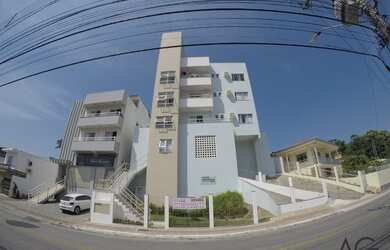 Imagem: O depósito possui 5 Vagas na garagem, 722m² de Área e está