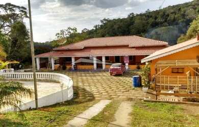 Imagem: A chácara possui 4.000m² de Área e está localizado em Vitória
