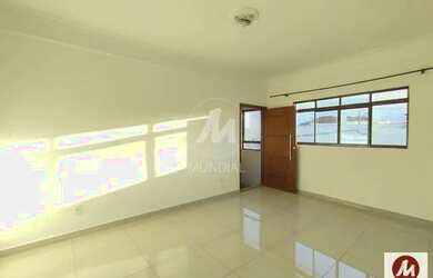 Imagem: A casa possui 3 Dormitórios, 3 Banheiros, 3 Vagas na garagem