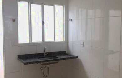 Imagem 2: Casa com 2 dormitórios para alugar, 70 m² por R$ 800,00/mês - Loteamento...