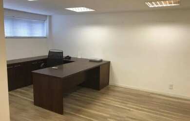 Imagem 5: ALUGO OU VENDO GALPAÕ COM 2.300m2 NA VENDA DA CRUZ,BEM LOCALIZADO!!!