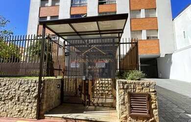 Imagem: O apartamento possui 3 Dormitórios, 2 Banheiros, 2 Vagas na