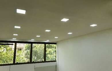 Imagem: O depósito possui 1 Vaga na garagem, 26m² de Área e está