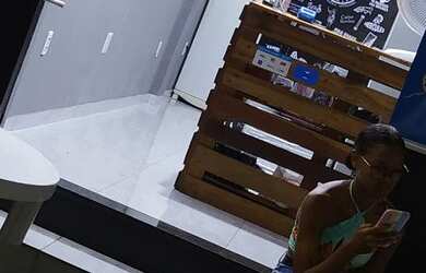 Imagem: O depósito e está localizado em Jardim Nova Esperança, Salvador