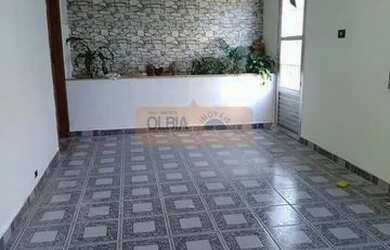 Imagem: A casa possui 3 Dormitórios, 2 Banheiros, 2 Vagas na garagem