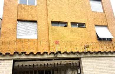 Imagem: O apartamento possui 2 Dormitórios, 2 Banheiros e 1 Vaga na