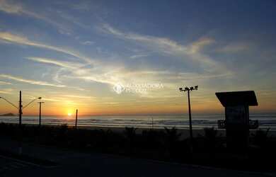 Imagem 8: Casa à Beira-Mar com 6 Suítes e Piscina - Itapirubá Sul, Imbituba/SC