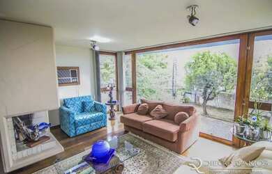 Imagem 5: Casa 3 dormitórios/quartos, sendo uma suite com hidromassagem, com piscina,...