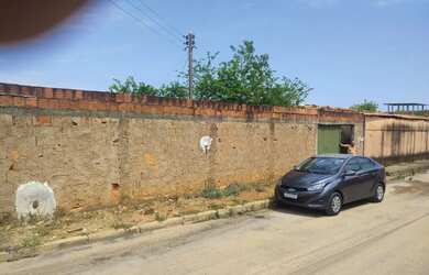 Imagem: O terreno possui 180m² de Área e está localizado em Recanto