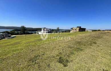 Imagem: O terreno possui 1.022m² de Área e está localizado em Piedade