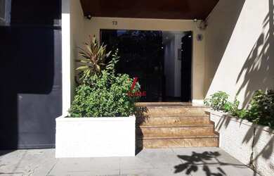 Imagem: O depósito possui 1 Vaga na garagem, 1.213m² de Área e está