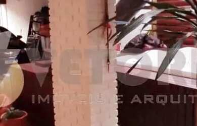 Imagem: A casa possui 4 Dormitórios, 4 Banheiros, 2 Vagas na garagem