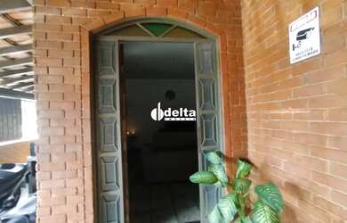 Imagem 4: Casa residencial disponível para venda no bairro Planalto em Uberlândia-MG