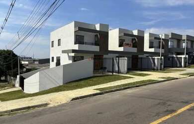 Imagem 11: Sobrado com 3 Quartos à Venda no Bairro Alto / Atuba