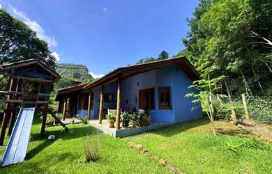 Imagem 4: Encantador sítio, com cascata e mata nativa na Serra Gaúcha