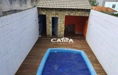 Imagem: A casa possui 3 Dormitórios, 4 Banheiros, 4 Vagas na garagem