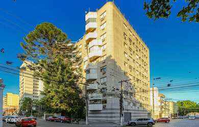 Imagem: O apartamento possui 2 Dormitórios, 2 Banheiros, 2 Vagas na