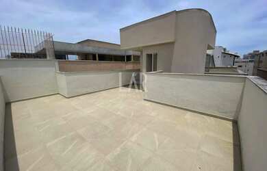 Imagem: O apartamento na cobertura possui 3 Dormitórios, 2 Banheiros