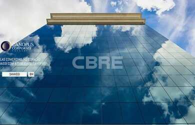 Imagem: O depósito possui 4 Vagas na garagem e 270m² de Área e está