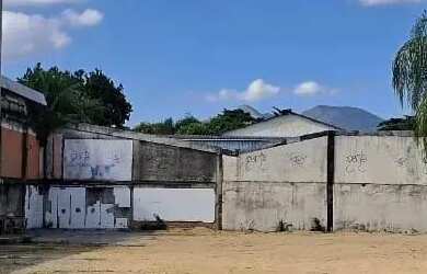 Imagem: O terreno possui 2.021m² de Área e está localizado em Campo