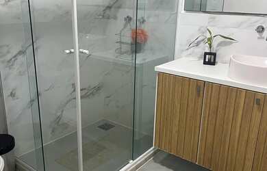 Imagem 6: Angra frente mar. Piscina, Churrasqueira, Acomodam 15 pessoase2 Vagas...