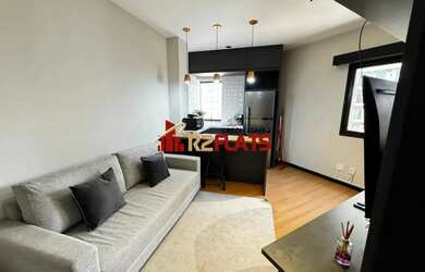 Imagem: O studio possui 1 Dormitório, 1 Banheiro, 1 Vaga na garagem