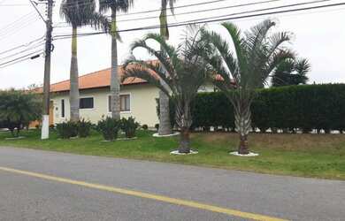 Imagem: A casa em condomínio possui 3 Dormitórios, 3 Banheiros, 4