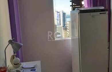 Imagem 2: Sala comercial na Galeria do Rosário desocupada andar alto