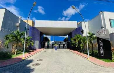 Imagem: A casa em condomínio possui 3 Dormitórios, 3 Banheiros, 2