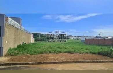 Imagem: O terreno possui 250m² de Área e está localizado em Centro