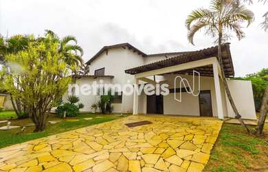 Imagem: A casa em condomínio possui 4 Dormitórios, 5 Banheiros, 4