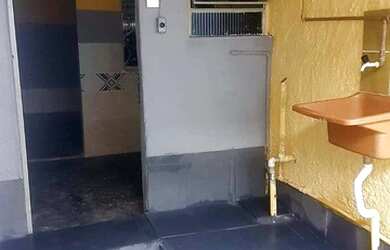 Imagem: A casa possui 1 Dormitório, 1 Banheiro e está localizado em