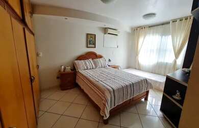 Imagem: O apartamento possui 4 Dormitórios, 5 Banheiros, 2 Vagas na