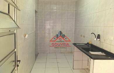 Imagem: A casa possui 2 Dormitórios, 1 Banheiro, 1 Vaga na garagem