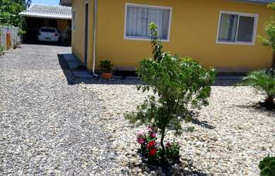 Imagem 2: Linda casa na praia do sonho