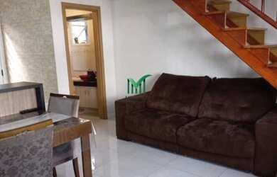 Imagem: A casa possui 2 Dormitórios, 2 Banheiros, 2 Vagas na garagem