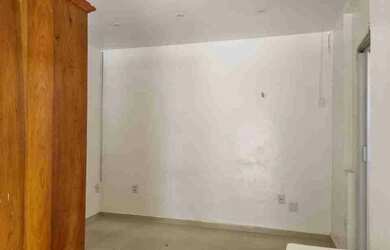 Imagem: O quarto possui Área de serviço e está localizado em Campina