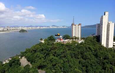 Imagem: O apartamento possui 1 Dormitório, 1 Banheiro, 1 Vaga na garagem