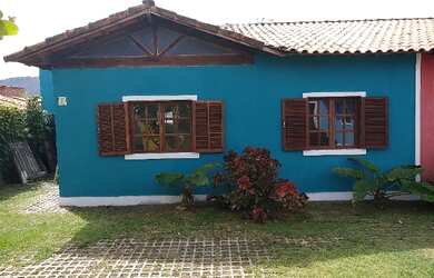 Imagem: A casa possui 2 Dormitórios, 1 Banheiro, 1 Vaga na garagem