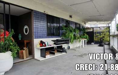 Imagem: A casa possui 2 Dormitórios, 3 Banheiros, 1 Vaga na garagem